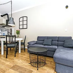 Four - Neptun Park By Oneapartments Gdańsk